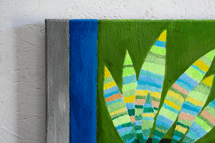 Sansevieria vor blauem Fenster - Detail